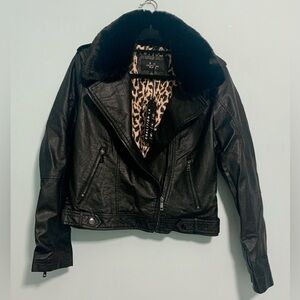 NWT_ Women's Leather Jacket __NWT